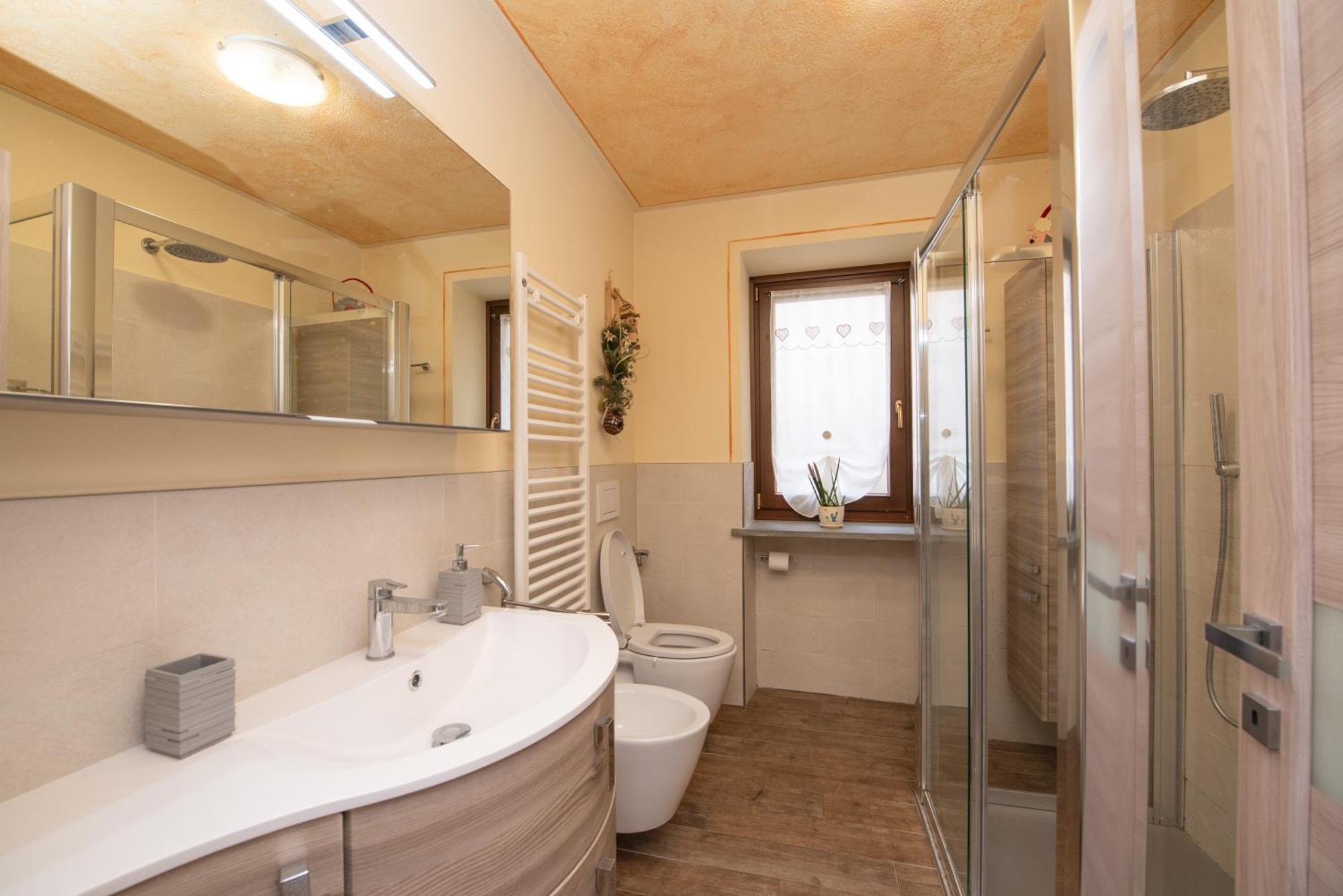 Casa Kristel Cir Comunale N 14 Аоста Экстерьер фото