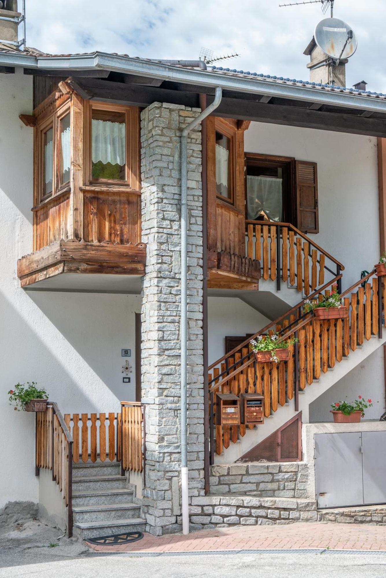 Casa Kristel Cir Comunale N 14 Аоста Экстерьер фото