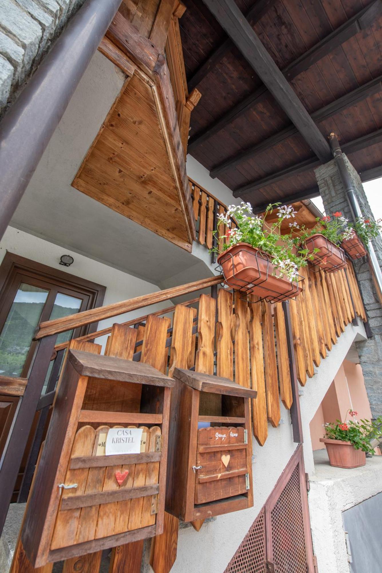 Casa Kristel Cir Comunale N 14 Аоста Экстерьер фото