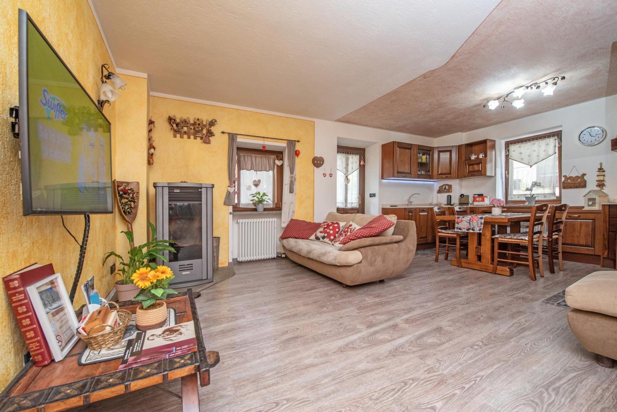Casa Kristel Cir Comunale N 14 Аоста Экстерьер фото