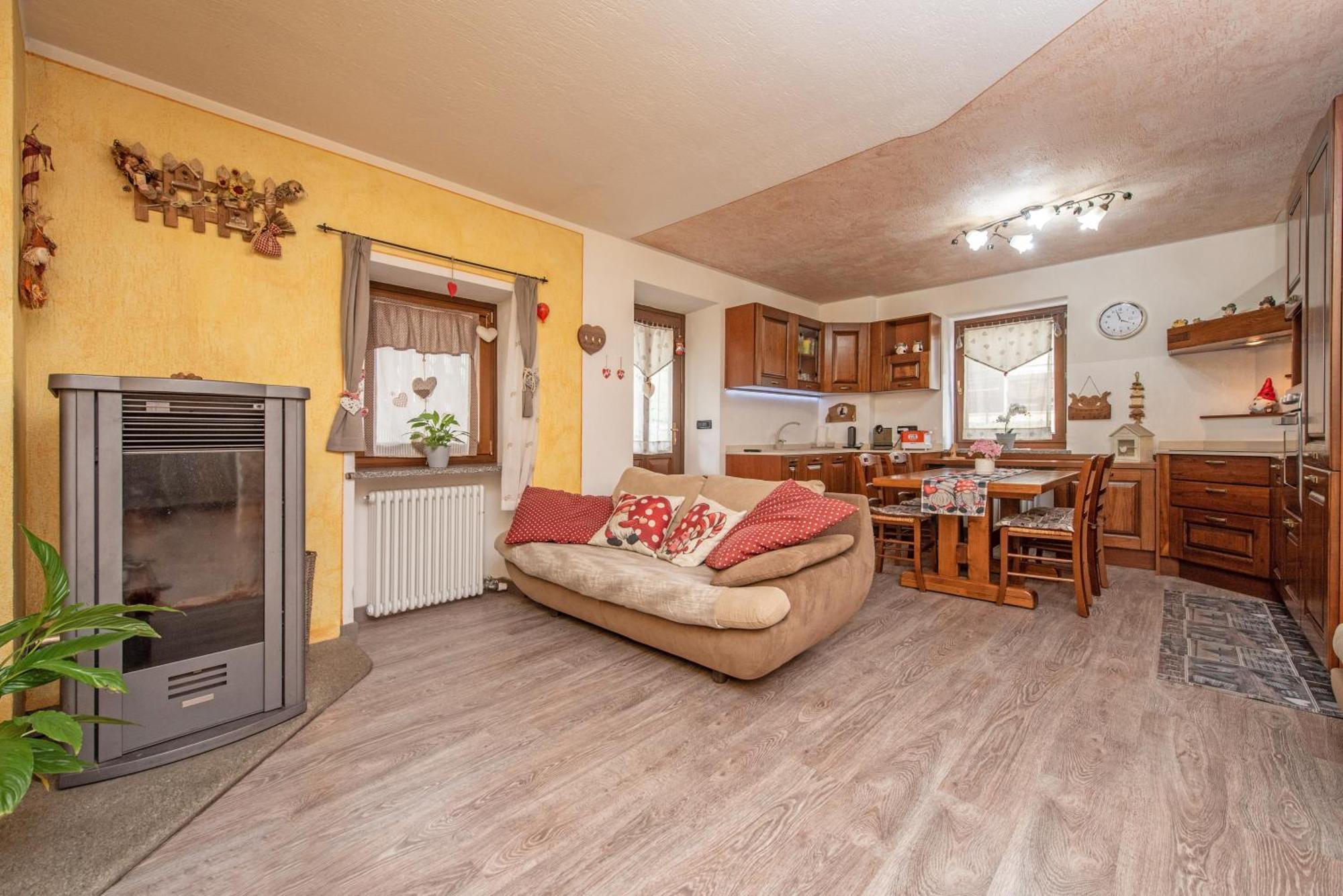 Casa Kristel Cir Comunale N 14 Аоста Экстерьер фото