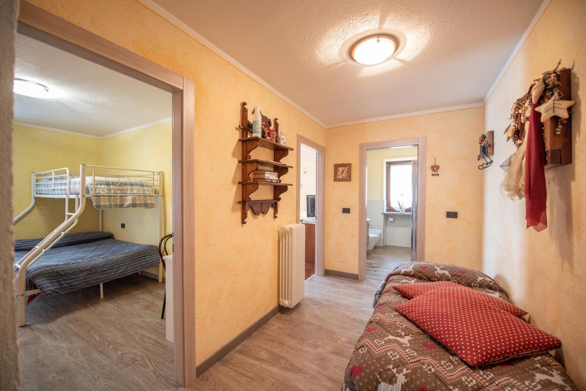 Casa Kristel Cir Comunale N 14 Аоста Экстерьер фото